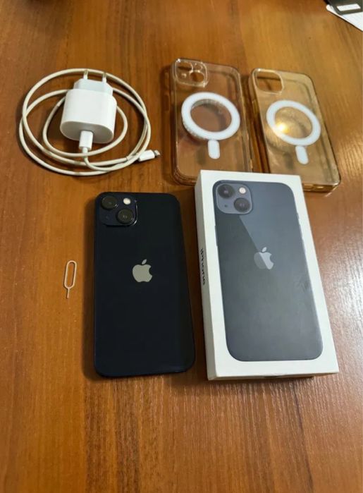 Срочно продам айфон 13 128гб