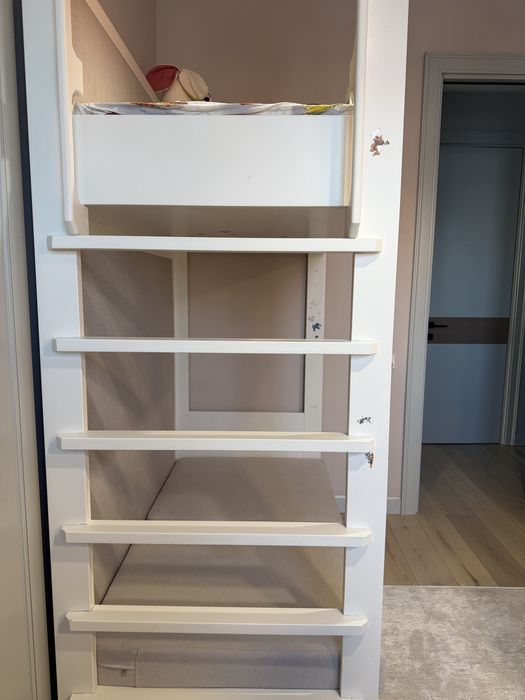 Продам двухяростную кровать