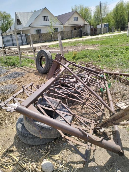 Продам трактор с прицеп