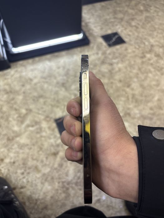 Айфон 12 про 128гб 73% процент