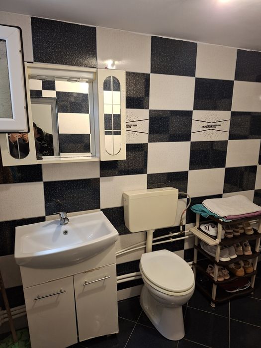 vand casa din caramida 4 camere zona centrala
