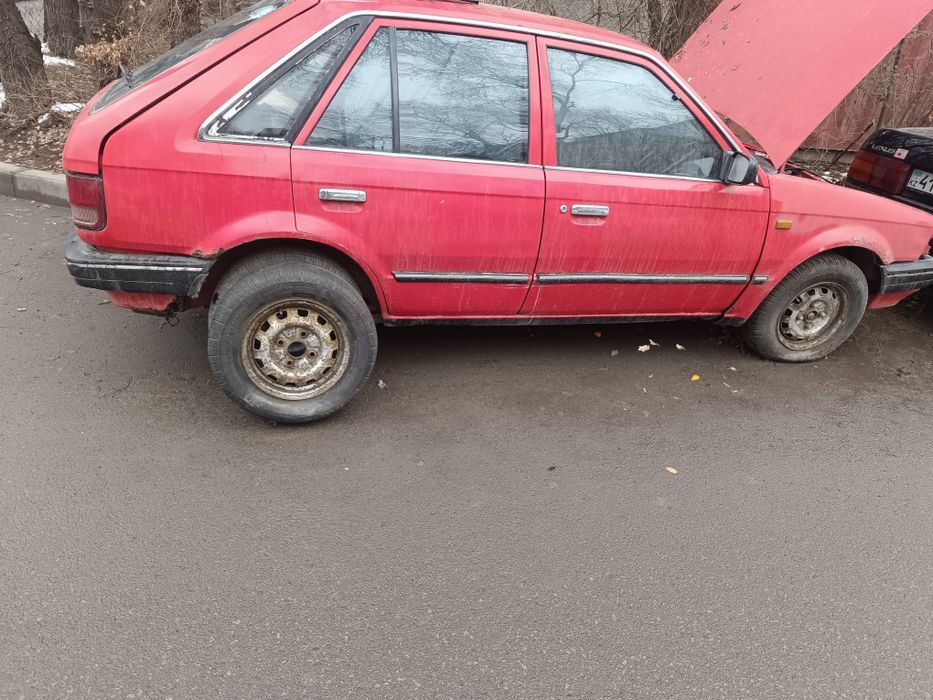 Колесо на Mazda 323