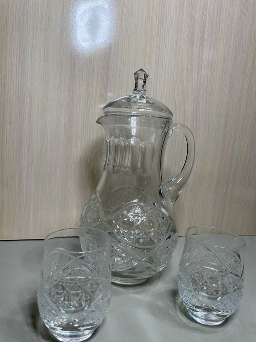 Кувшин хрустальный