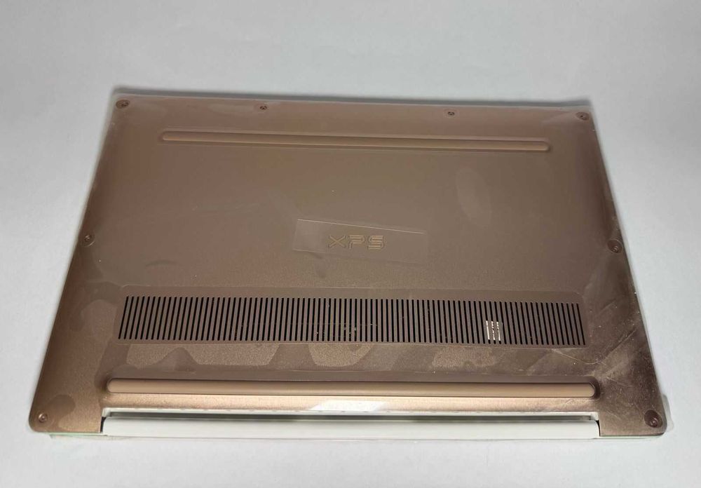 Laptop DELL XPS 13 9370 i7-8550U 8GB RAM 512GB SSD 4K Touch NOU