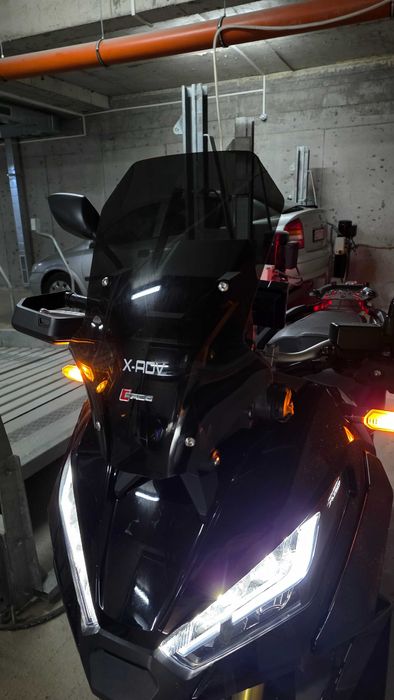 Honda x-adv 750 слюда