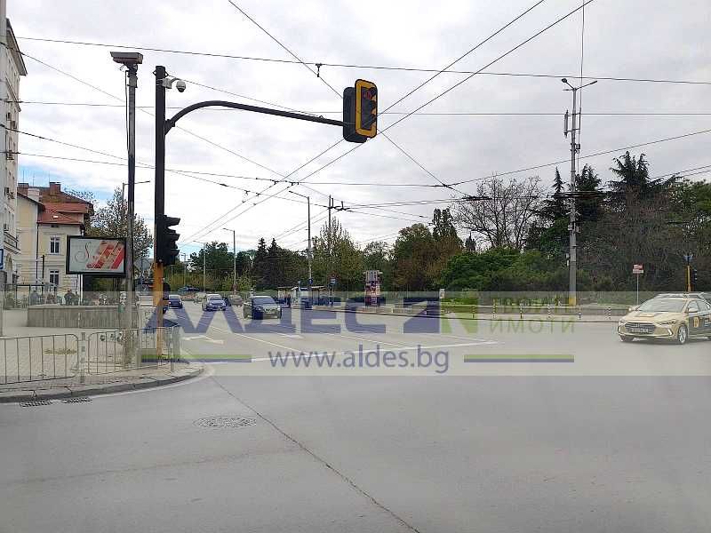 Дава се под наем Двустаен апартамент в София, Център - 77 кв.м за 397.8 € - Снимка #5