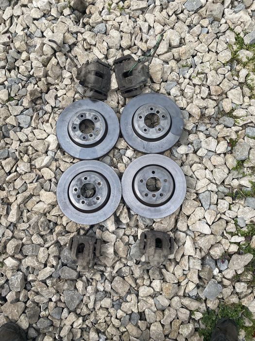 Дискове и апарати за BMW E46 3.0