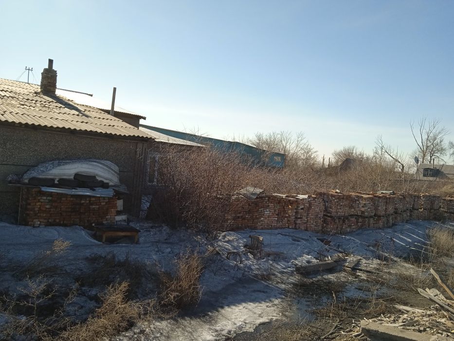 Плиты и кирпичи  б/у