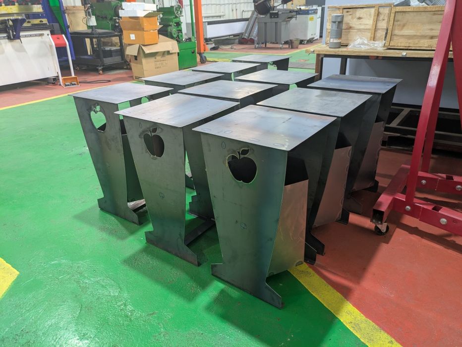 Урны уличные мусорные баки