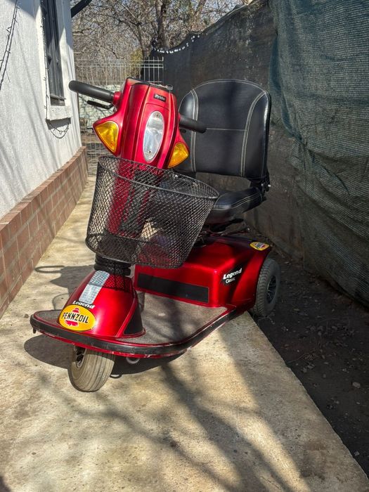 Scuter electric dizabilități Pride Legend