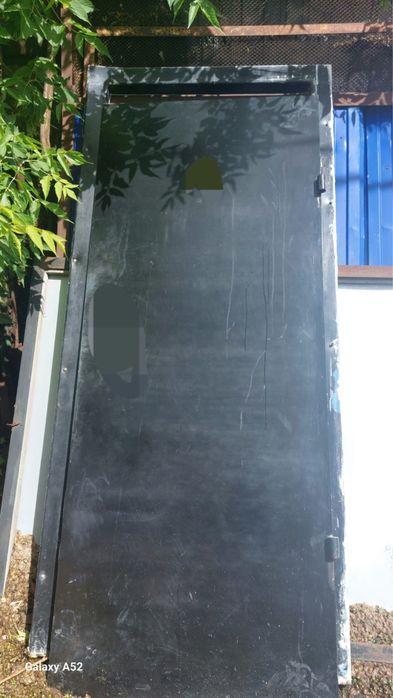Хорошая Железная дверь