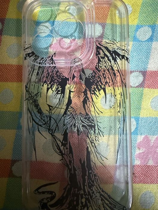 продаю прозрачный чехол на 15 про