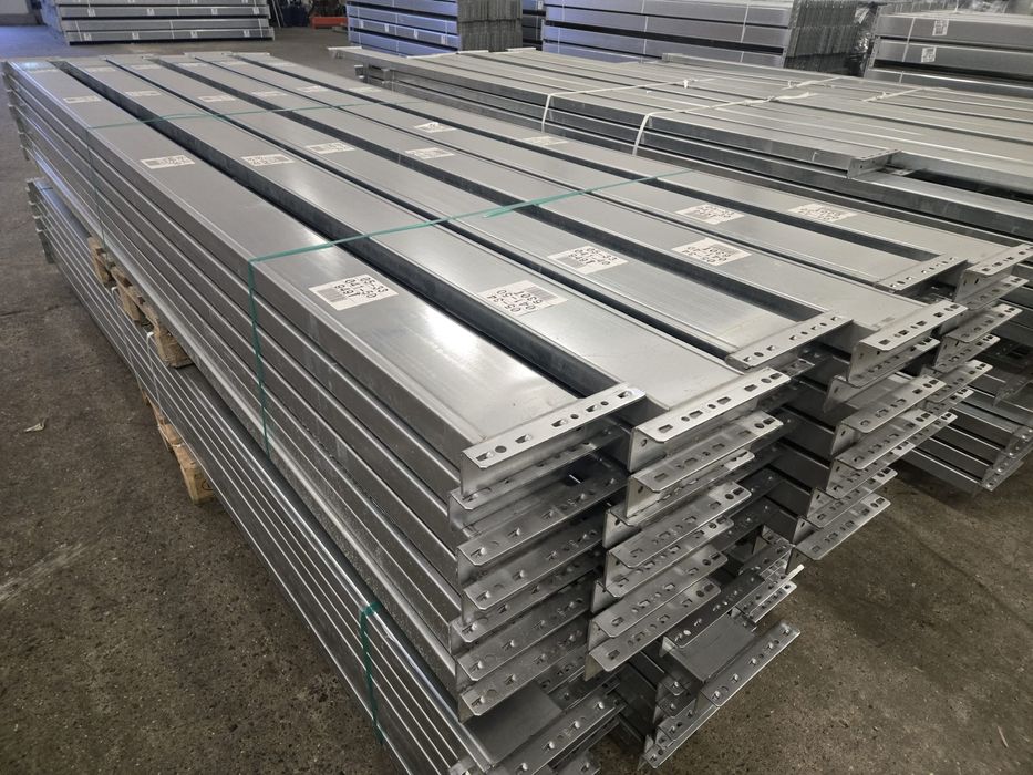 Rafturi metalice industriale zincate avem in stoc