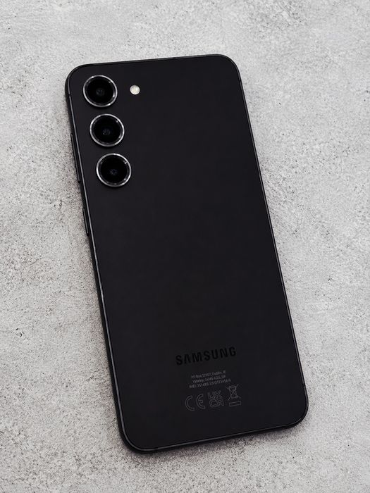Samsung S23 8/256