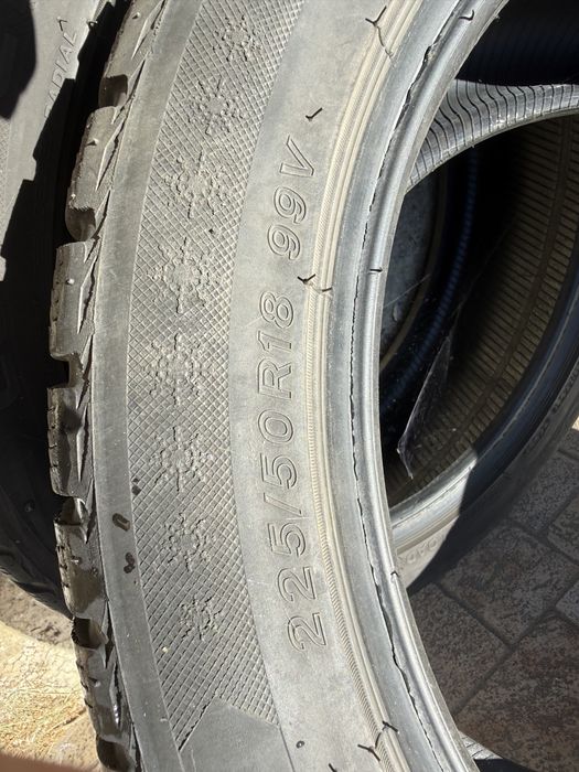 Продавам зимни гуми LASSA Competus Winter 2 225/50/18
