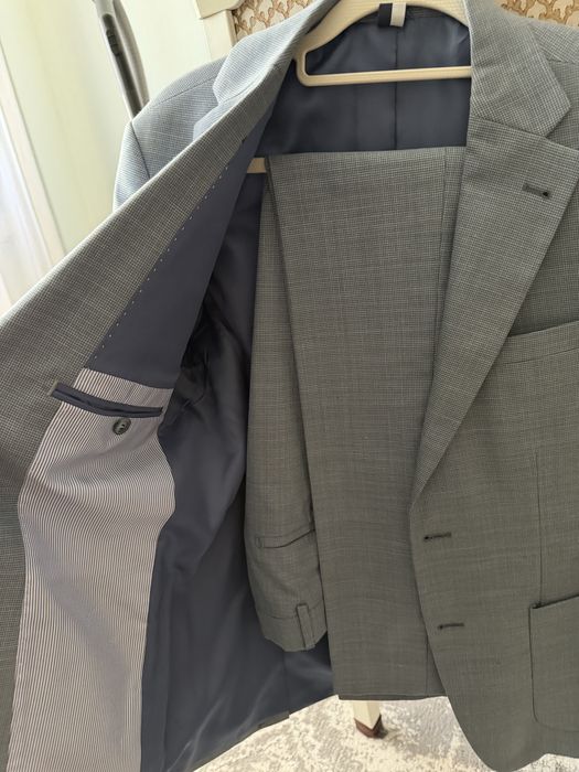 Продам костюм на выпускной