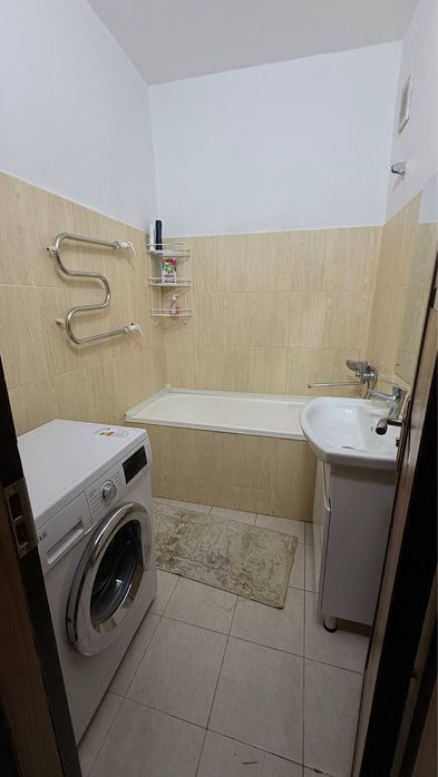 Guliston shahar Yangi bozor (круг) da 7 etajli gishtli domning 4 etaji