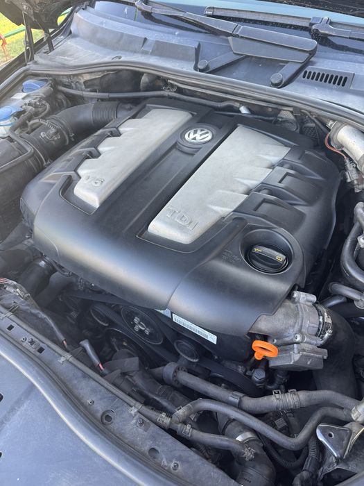 [Vând] Volkswagen Touareg 3.0 V6 (2008) – Motor CASA Refăcut Complet + distributie (dovada facturi), 223k km