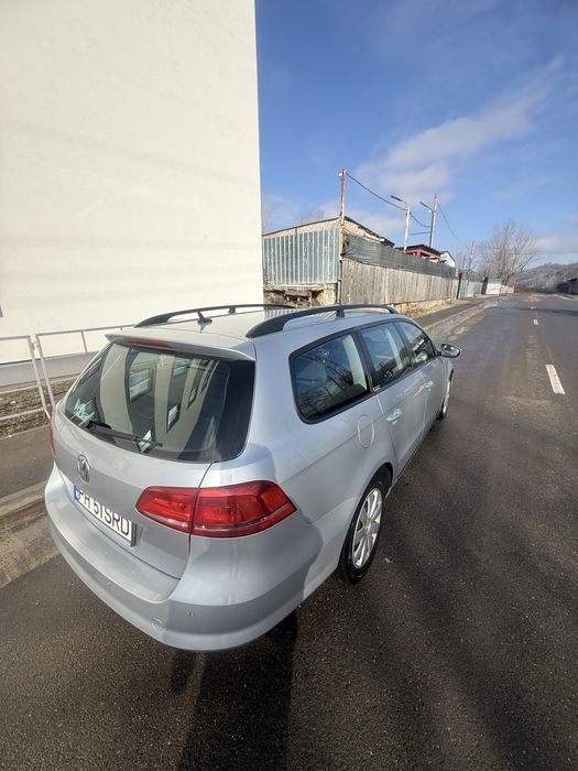 Vând Volkswagen Passat b7