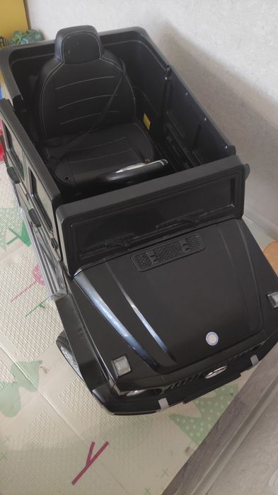 Продам машинку детскую!