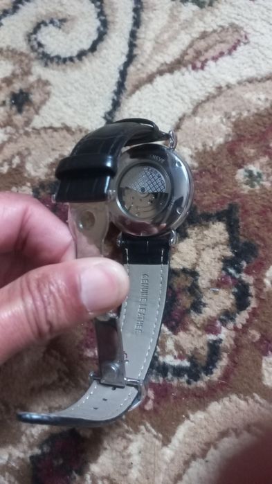 Часы в отличном состоянии