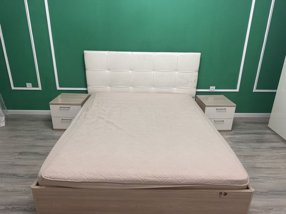 белорусская кровать с подъемным механизмом