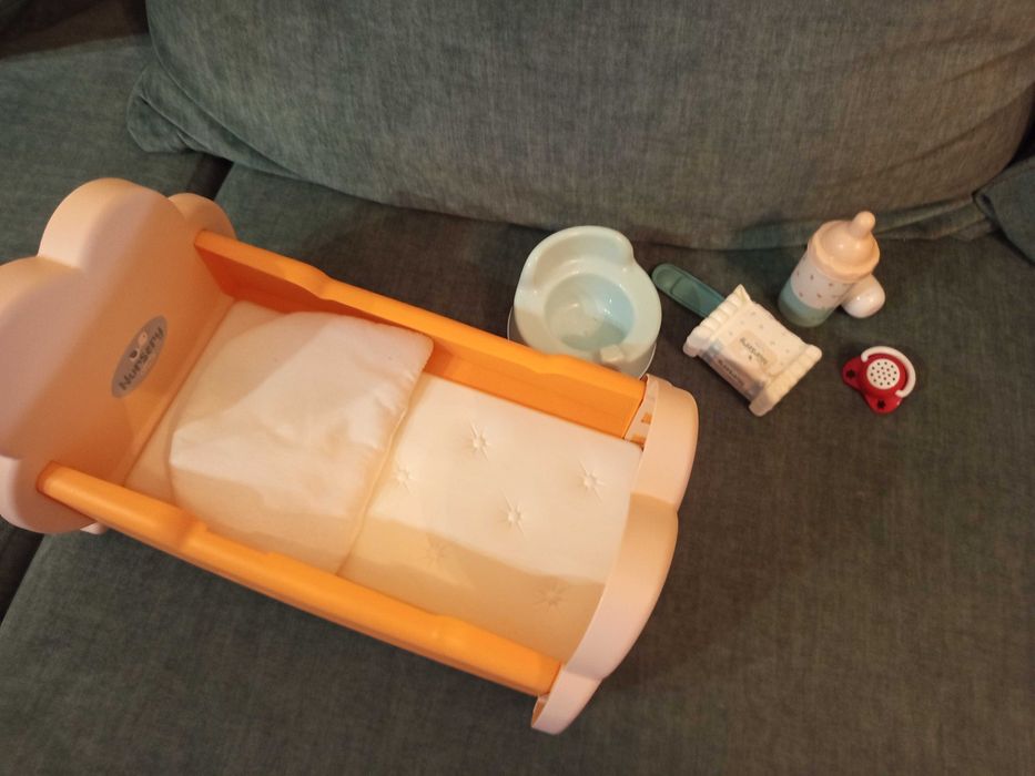 Легло за кукла -бебе