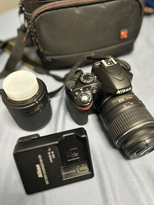 Aparat foto Nikon D3200 si 2 obiective