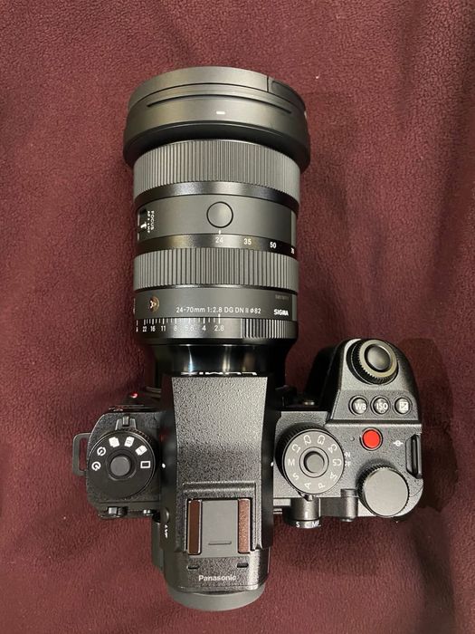 Panasonic Lumix s1 II Sigma 24-70 2.8
