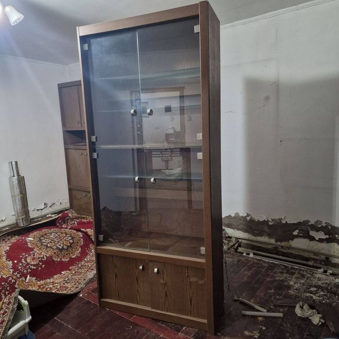 Шкаф в гостиную.