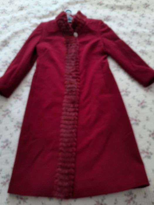 Продам демисезонное польто