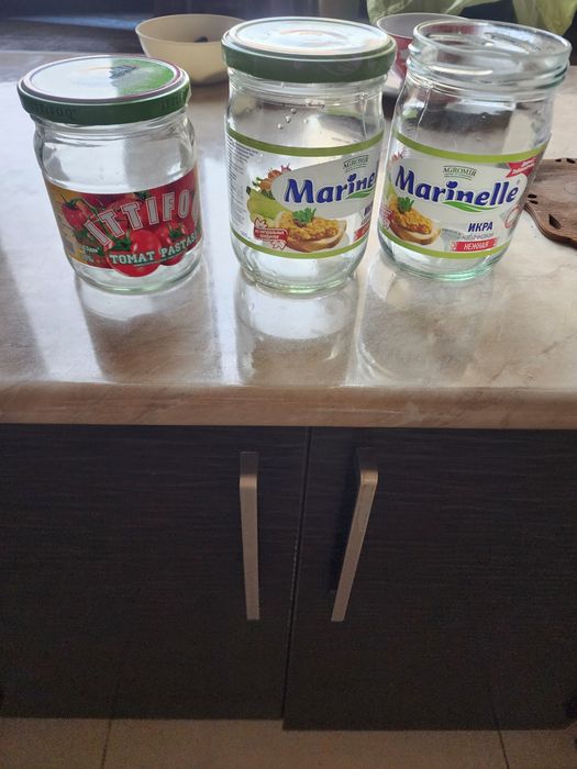 Банки  для икры.