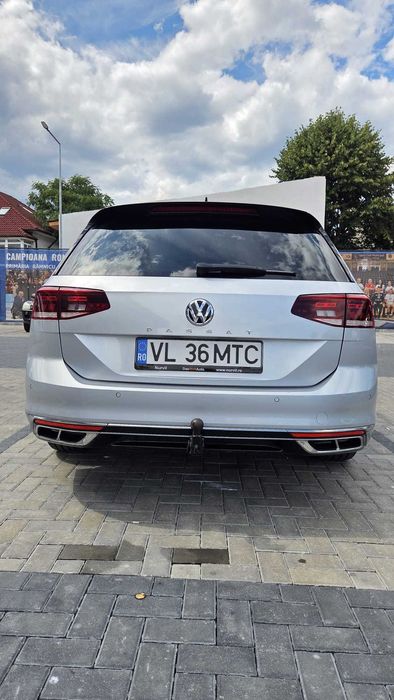 Vand Volkswagen Passat Variant Business 2.0 TDI 110kW 7-Gang DSG (persoana juridica-tva deductibil)
