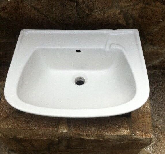 Мивка и Капак за тоалетна MDF