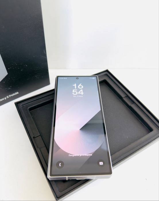 НОВ! Samsung Galaxy Z Fold 6 5G 256GB 12GB Ram Silver Shadow Гаранция!