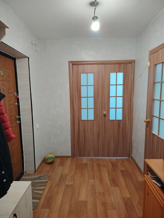 Продам 2х ккв Нурсити 2мкр 2этаж из 9.
