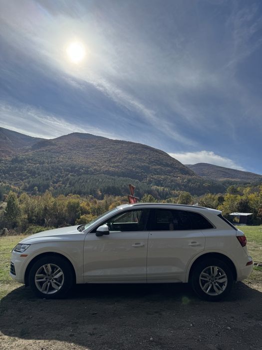 Ауди Q5 2,0 TFSI 2020