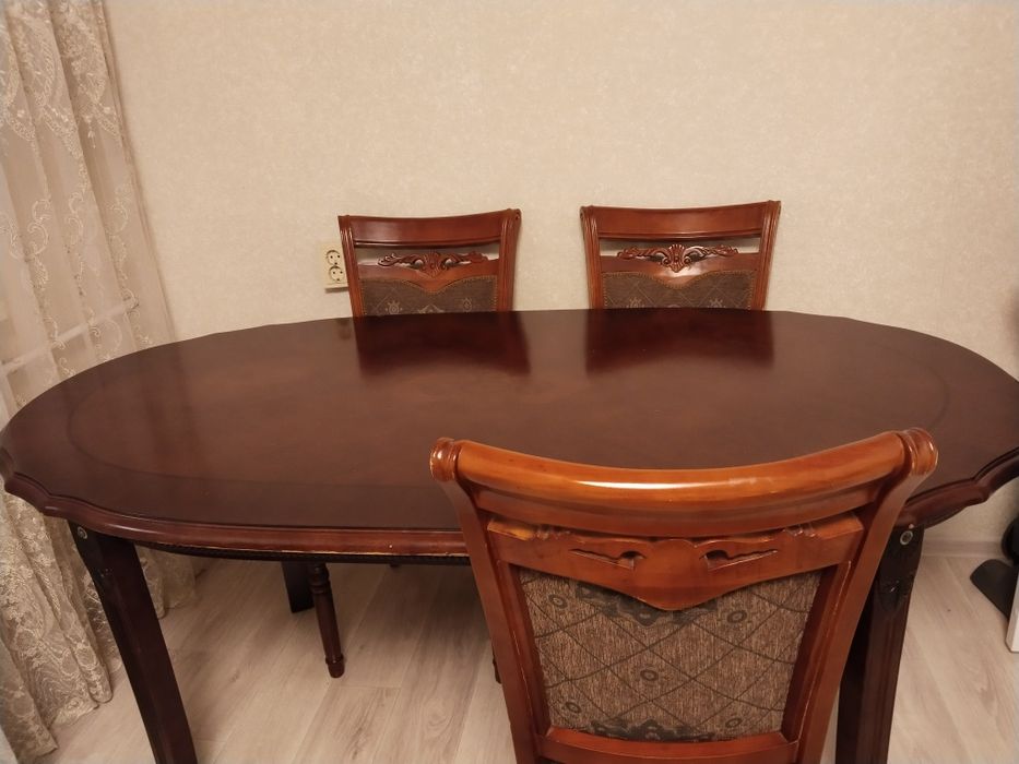 Продам стол со стульями