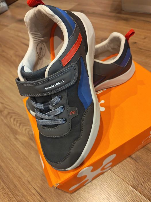 Спортни обувки Biomecanics