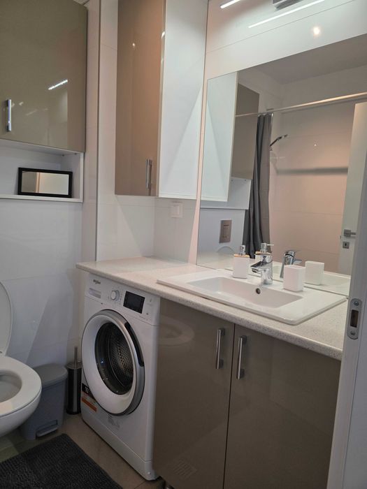 Apartament 2 camere cu loc de parcare