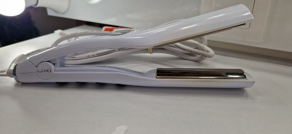 Професионална преса за коса