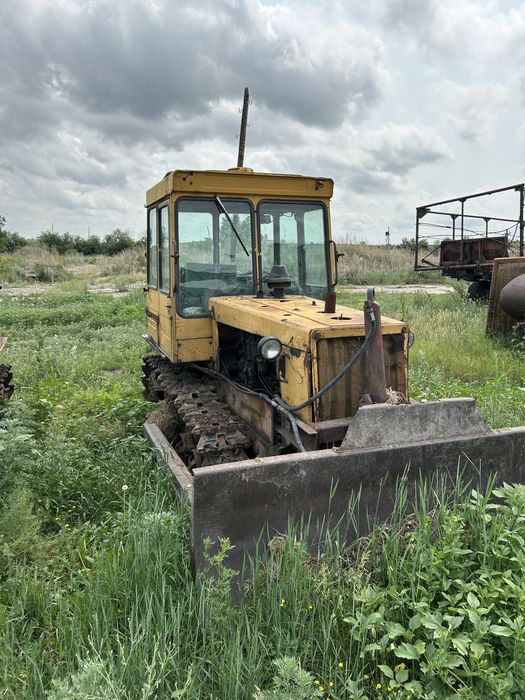 Продается дт-75 бульдозер