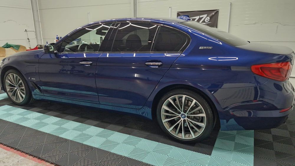 BMW seria 5 G30(530E) IPERFORMANCE