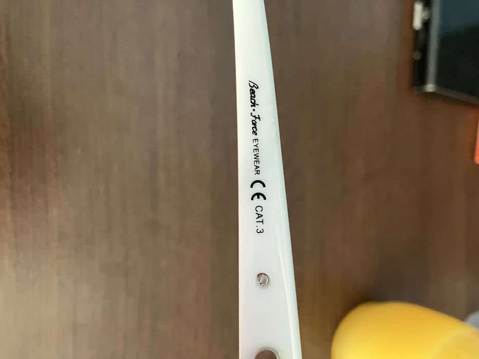 Стилни слънчеви очила