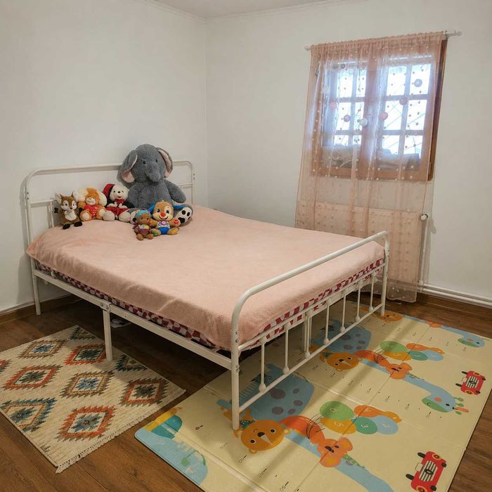 Casă de vacanta  în Păcureți, Prahova – teren 3080 mp