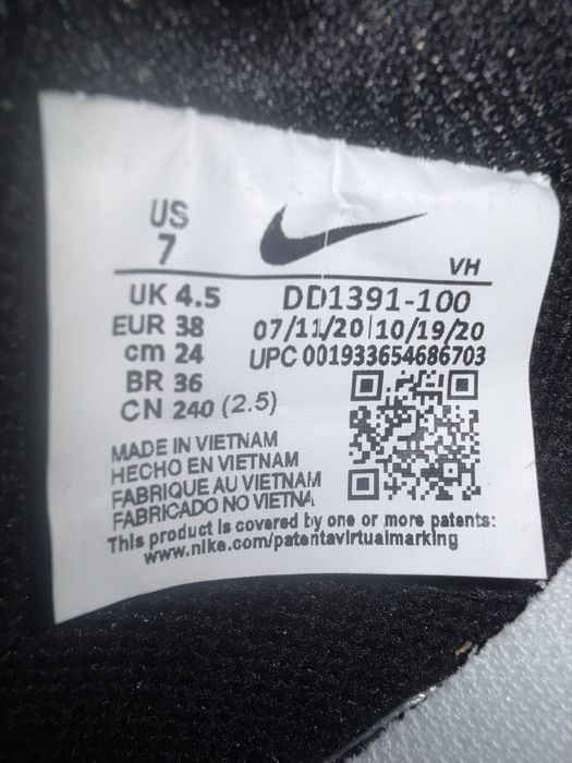 Nike  Dunk Low - 37.5,38,40