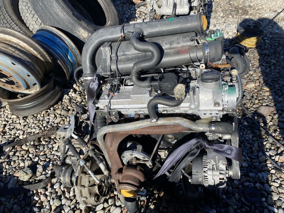 Двигатель  каробка навесной  из Европы