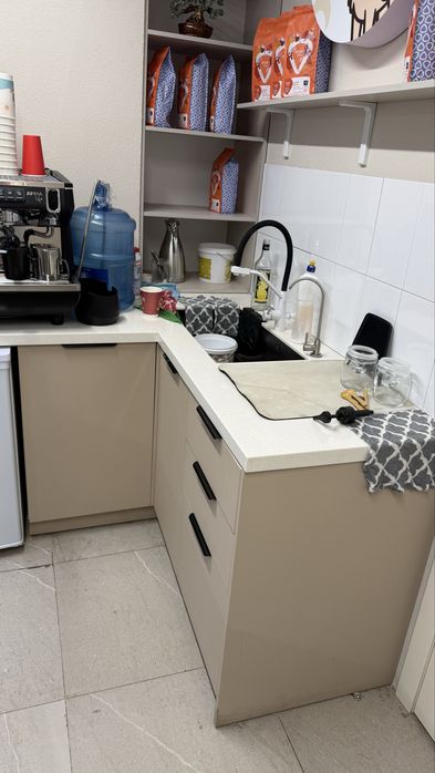 Продается мебель для кофейни