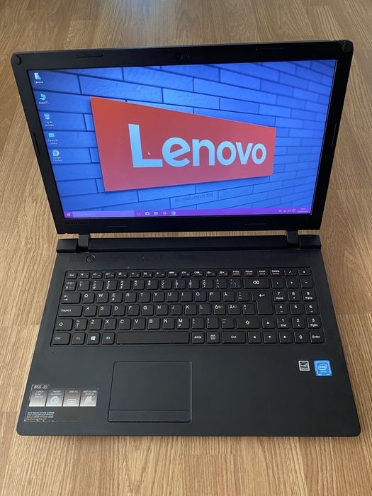 Laptop Lenovo Slim Display 15,6 inch led,Windows 10 Pro,4gb ram ddr3,SSD 130gb m, baterie buna  cu incarcator