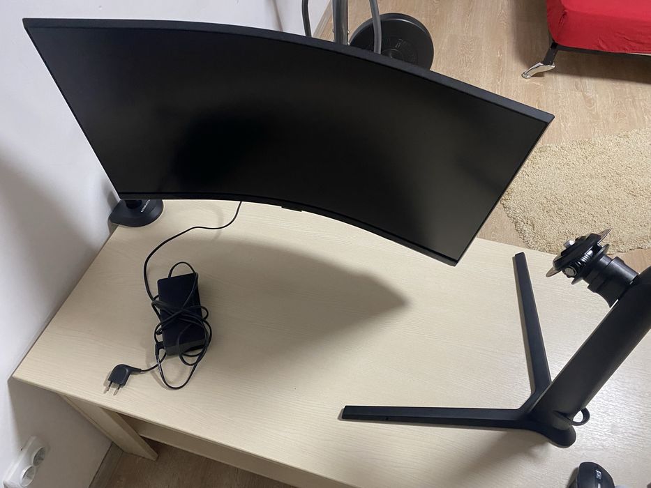 Monitor curbat Samsung Odyssey Neo G7 32 inch 1ms